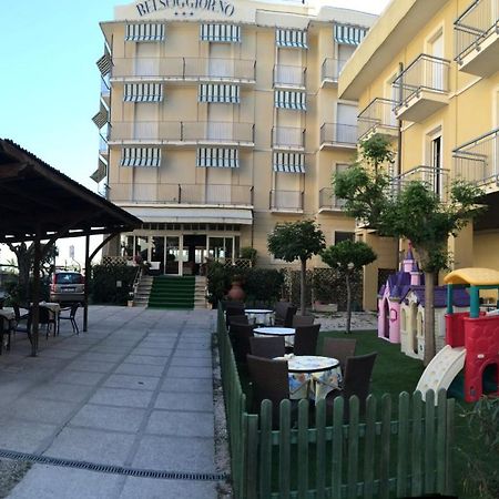 Hotel Belsoggiorno Cattolica Eksteriør billede