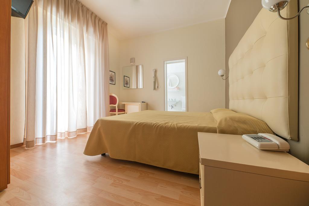 Hotel Belsoggiorno Cattolica Eksteriør billede
