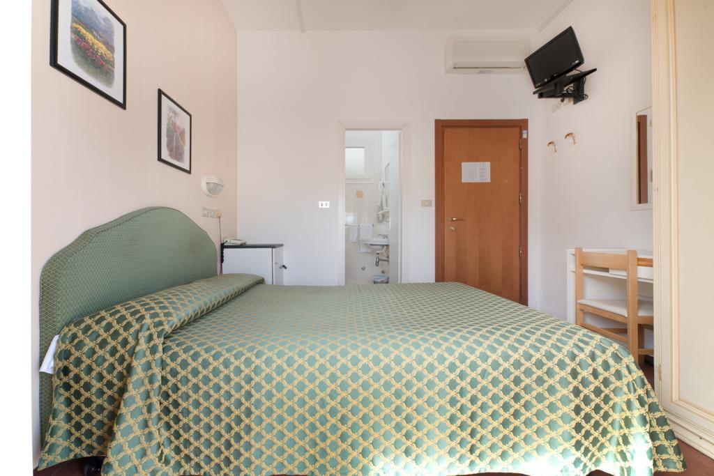 Hotel Belsoggiorno Cattolica Eksteriør billede