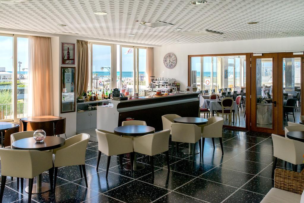 Hotel Belsoggiorno Cattolica Eksteriør billede